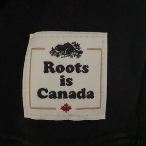 roots half-zip